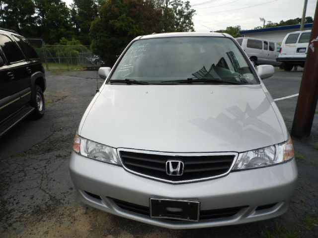 Honda Odyssey 2003 photo 3