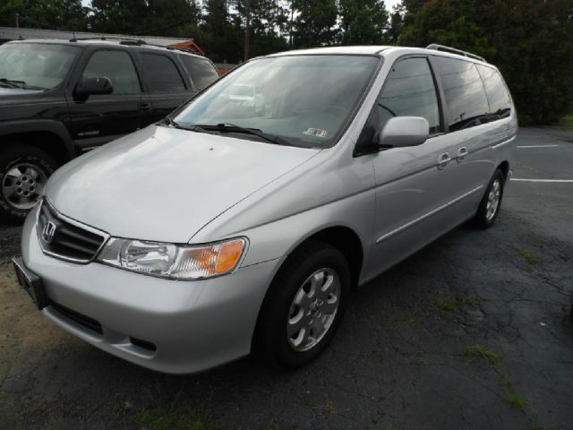 Honda Odyssey 2003 photo 4