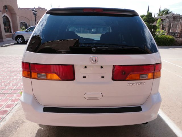 Honda Odyssey 2003 photo 10