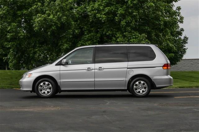 Honda Odyssey 2003 photo 12