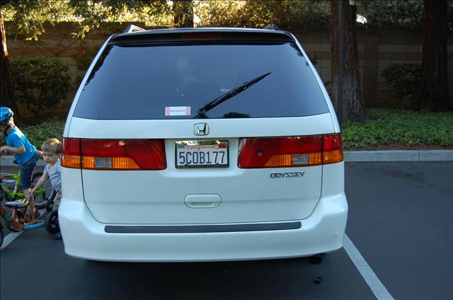 Honda Odyssey 2003 photo 1