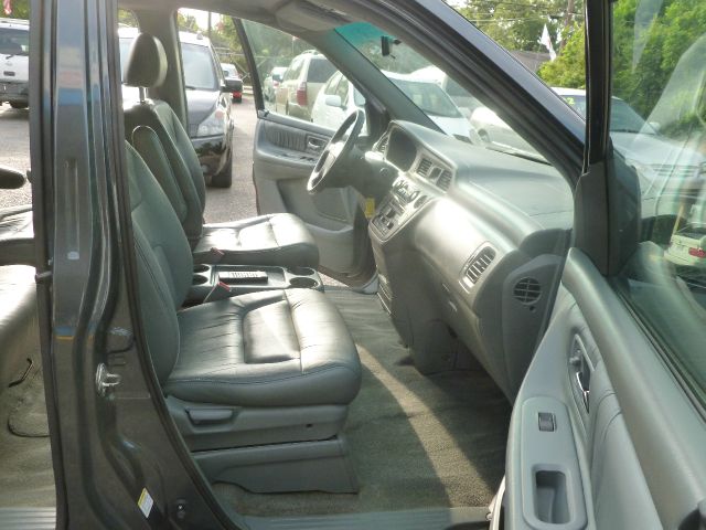 Honda Odyssey 2003 photo 6