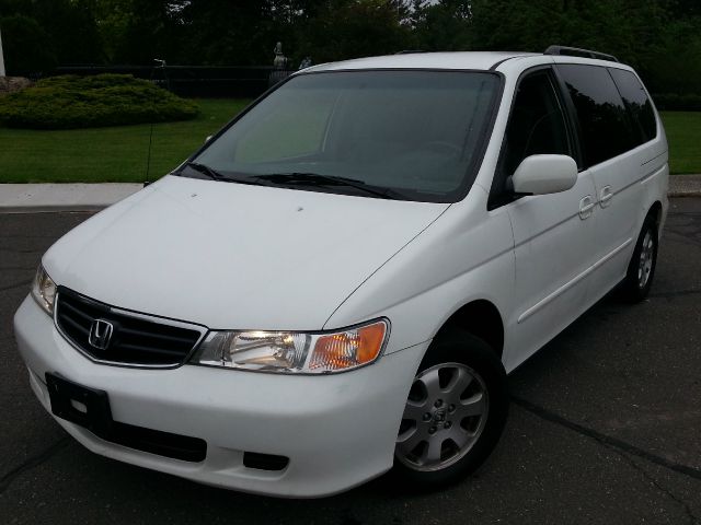 Honda Odyssey 2003 photo 9