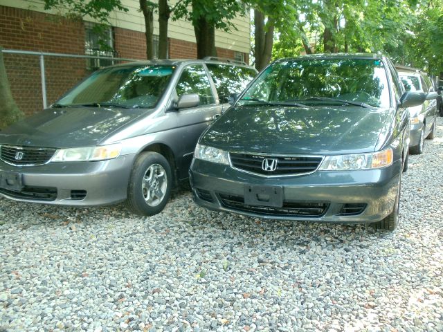 Honda Odyssey 2003 photo 1