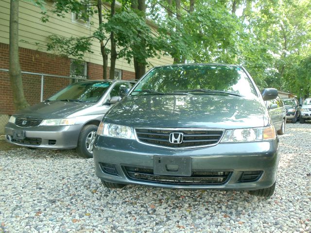 Honda Odyssey 2003 photo 3