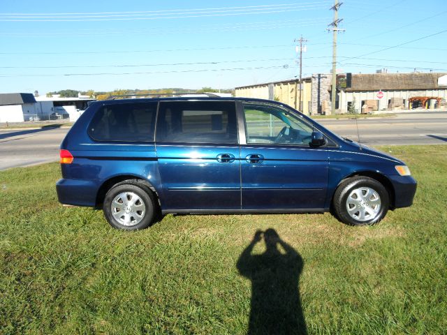 Honda Odyssey 2003 photo 3