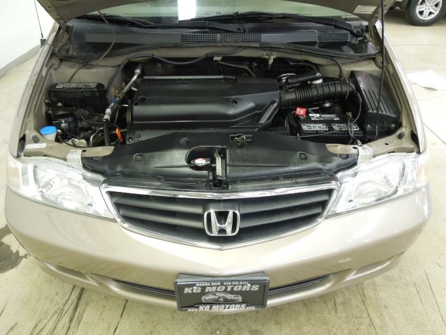 Honda Odyssey 2003 photo 8