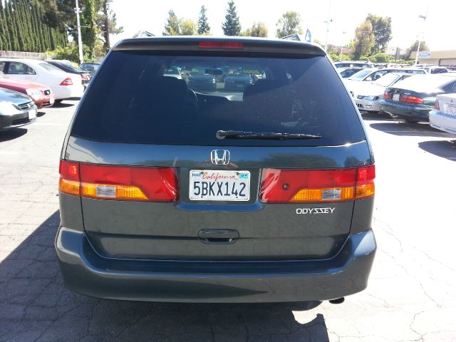 Honda Odyssey 2003 photo 3