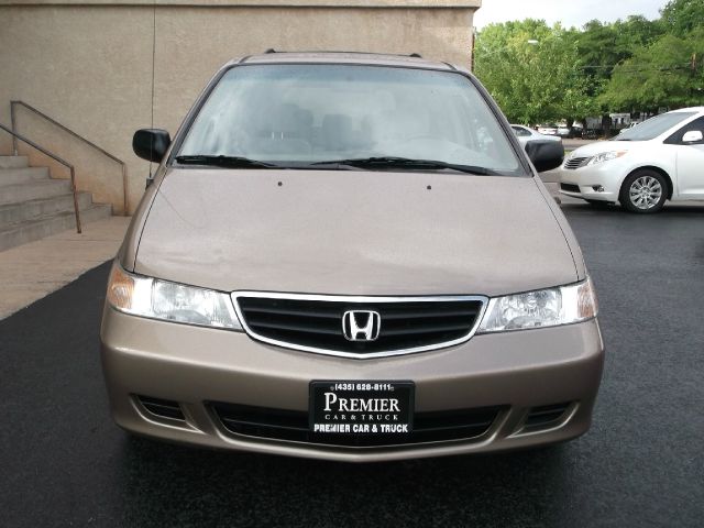 Honda Odyssey 2003 photo 1