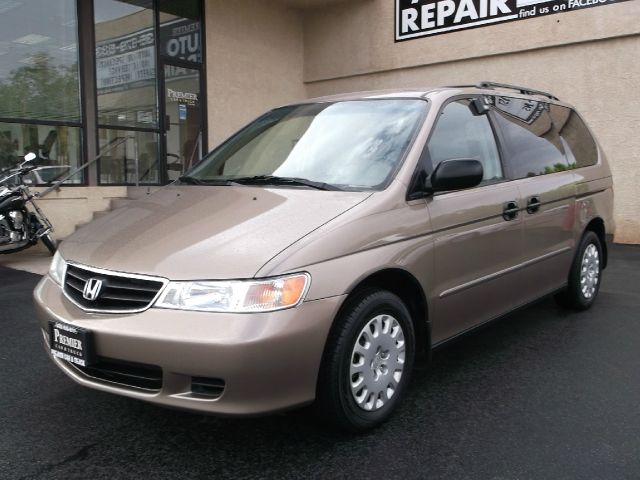 Honda Odyssey 2003 photo 2