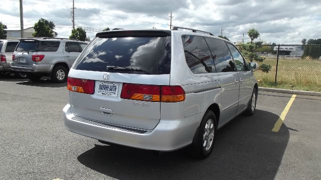 Honda Odyssey 2003 photo 3