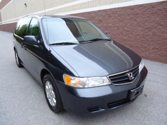 Honda Odyssey 2004 photo 1