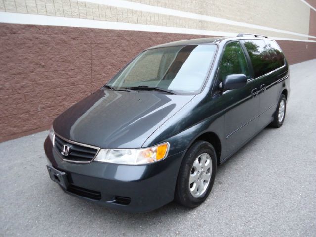 Honda Odyssey 2004 photo 3