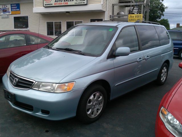 Honda Odyssey 2004 photo 3