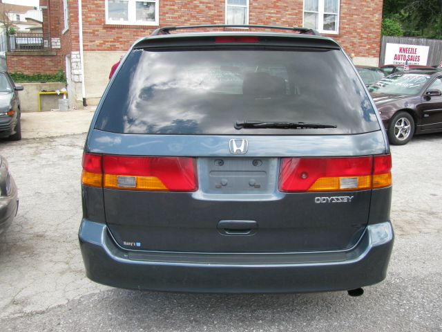 Honda Odyssey 2004 photo 1