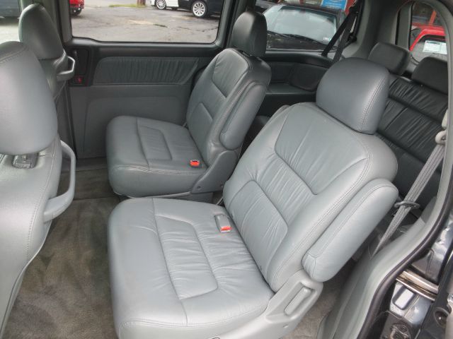 Honda Odyssey 2004 photo 15