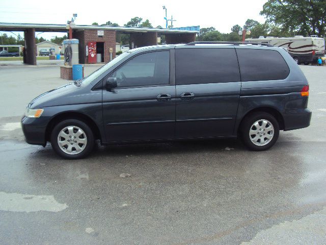 Honda Odyssey 2004 photo 11