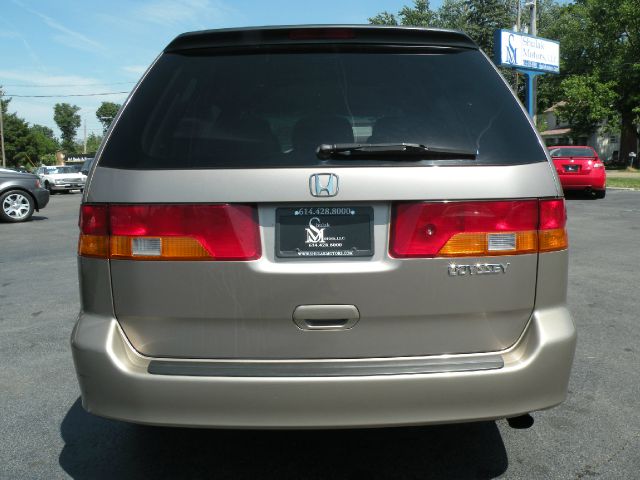 Honda Odyssey 2004 photo 10