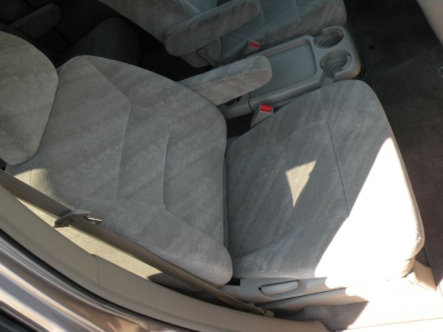 Honda Odyssey 2004 photo 8