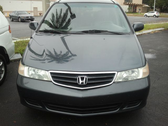 Honda Odyssey 2004 photo 4