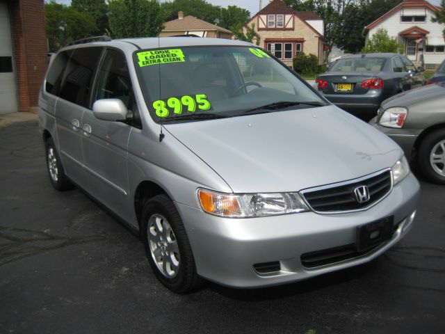 Honda Odyssey 2004 photo 3