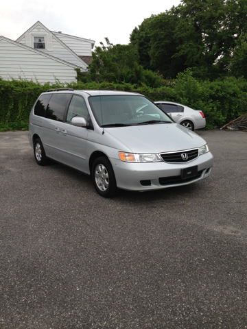 Honda Odyssey 2004 photo 4