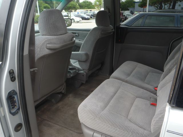 Honda Odyssey 2004 photo 10