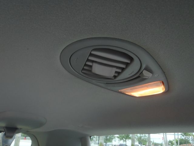 Honda Odyssey 2004 photo 21