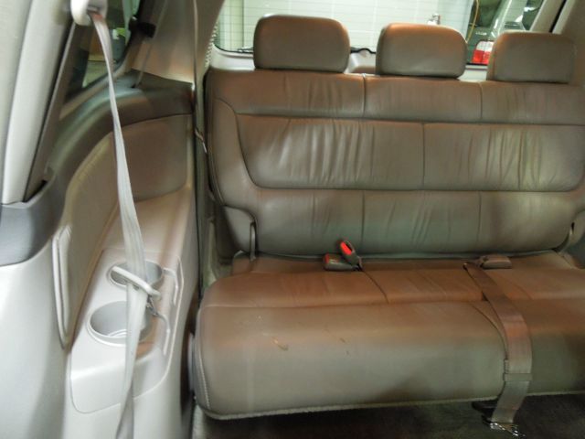 Honda Odyssey 2004 photo 13