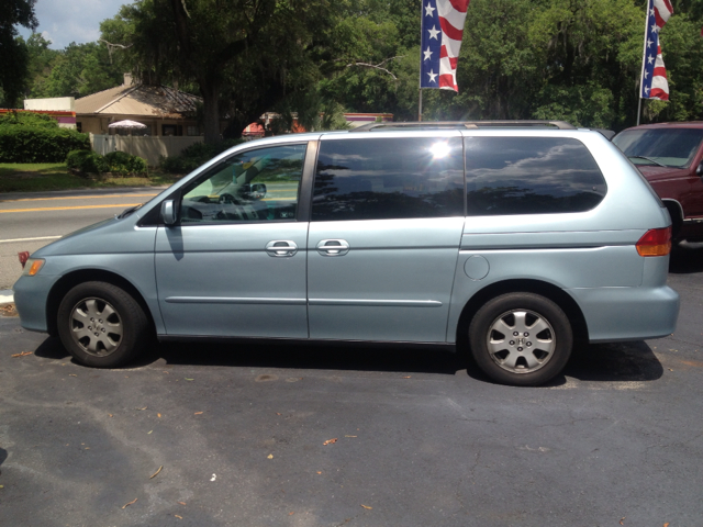 Honda Odyssey 2004 photo 3