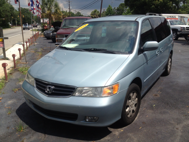 Honda Odyssey 2004 photo 4