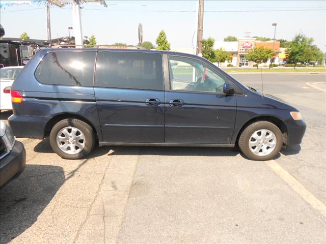 Honda Odyssey 2004 photo 1