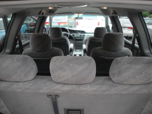 Honda Odyssey 2004 photo 14