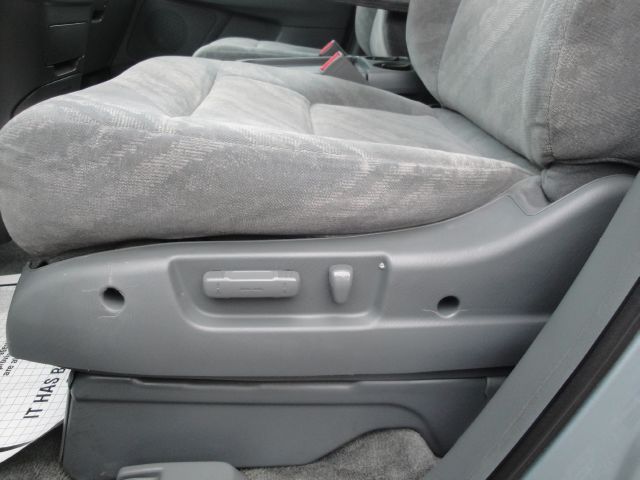 Honda Odyssey 2004 photo 21