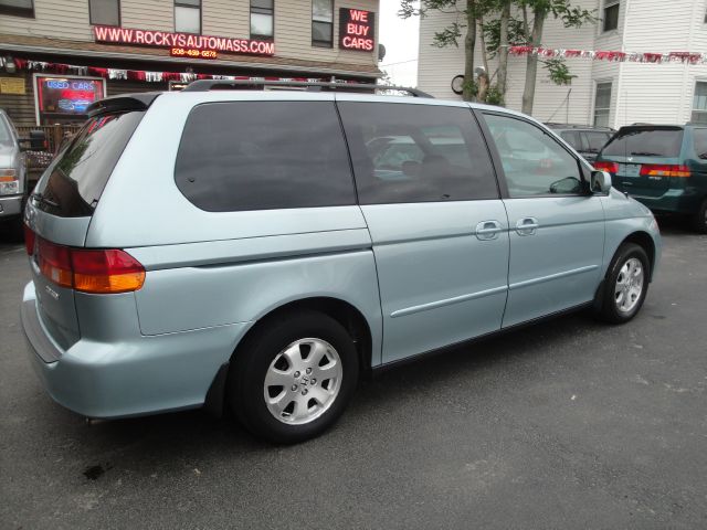 Honda Odyssey 2004 photo 24