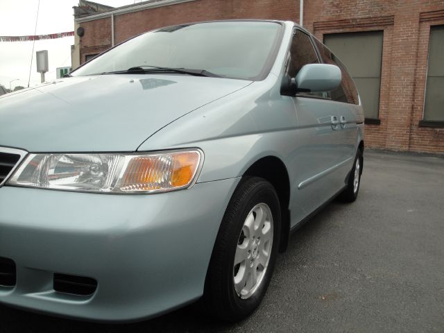 Honda Odyssey 2004 photo 5