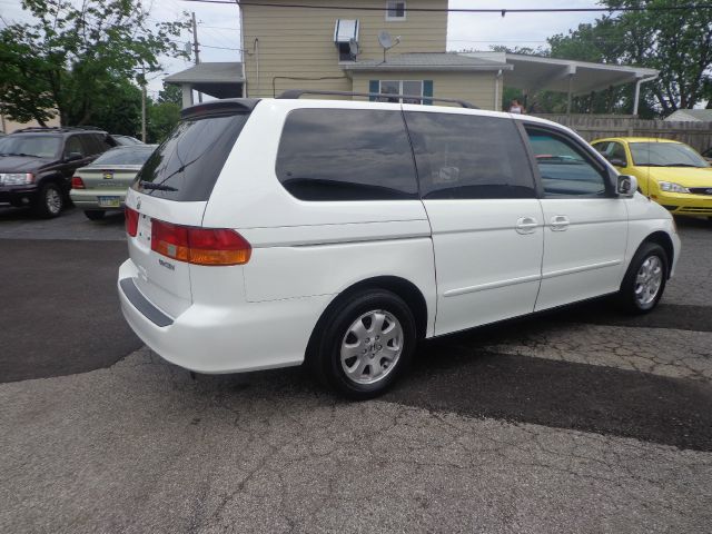 Honda Odyssey 2004 photo 14