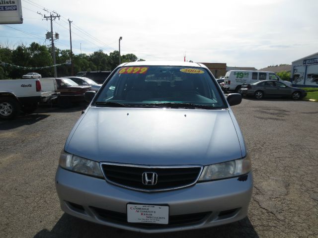 Honda Odyssey 2004 photo 1