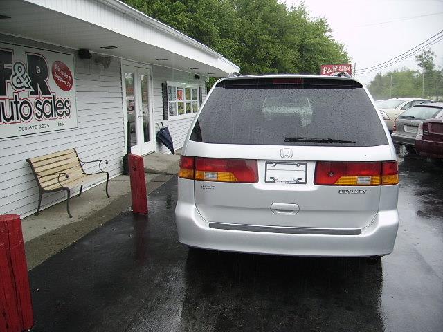 Honda Odyssey 2004 photo 1