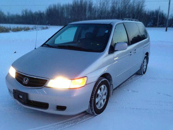 Honda Odyssey 2004 photo 4