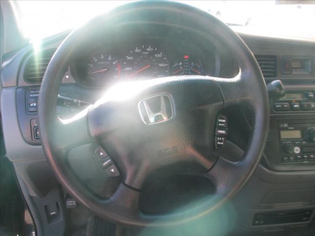 Honda Odyssey 2004 photo 16