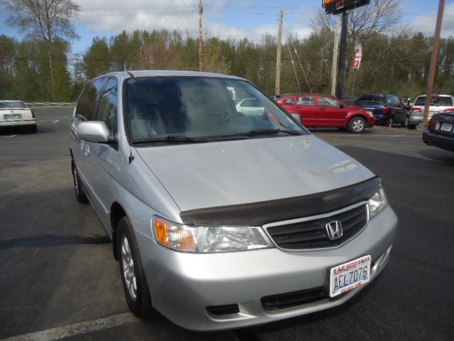 Honda Odyssey 2004 photo 1