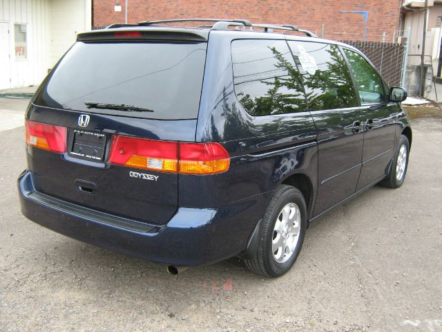 Honda Odyssey 2004 photo 1