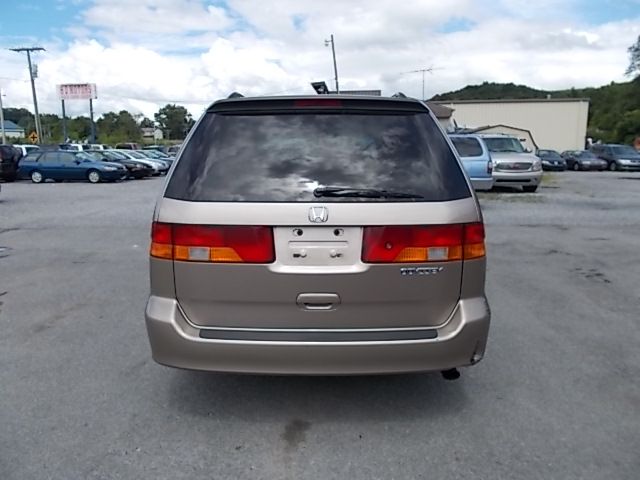 Honda Odyssey 2004 photo 1