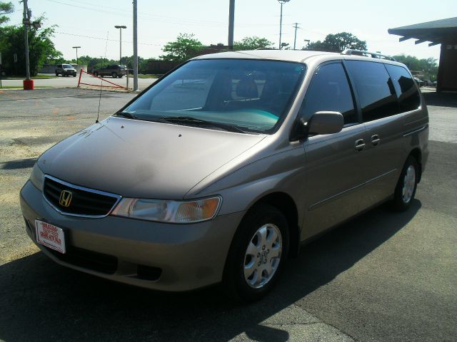 Honda Odyssey 2004 photo 4