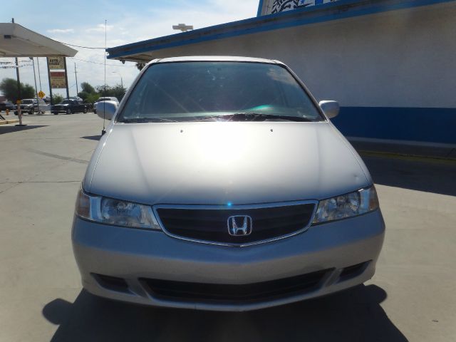 Honda Odyssey 2004 photo 1