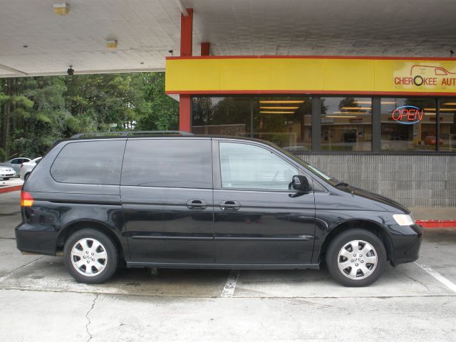 Honda Odyssey 2004 photo 2