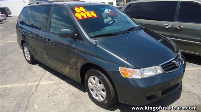 Honda Odyssey 2004 photo 1