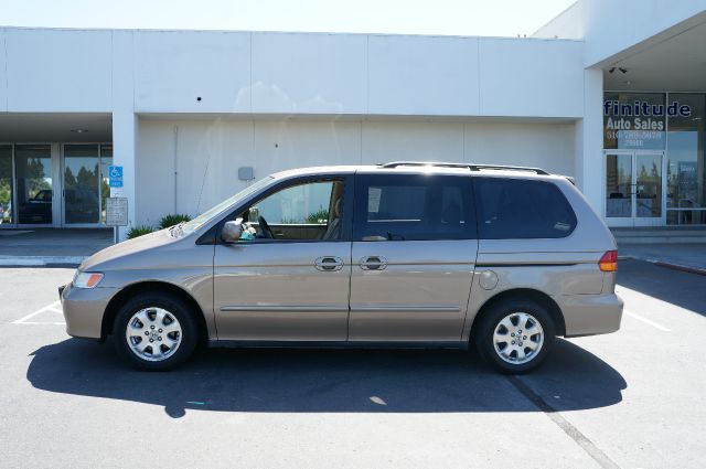 Honda Odyssey 2004 photo 1