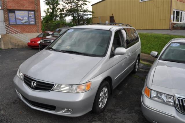 Honda Odyssey 2004 photo 3